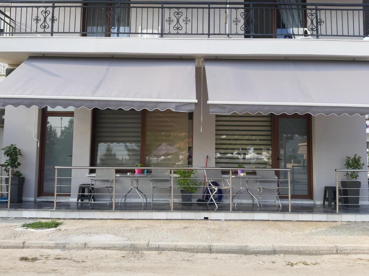Soula'S Sunshine Apartments Nea Karvali Kültér fotó